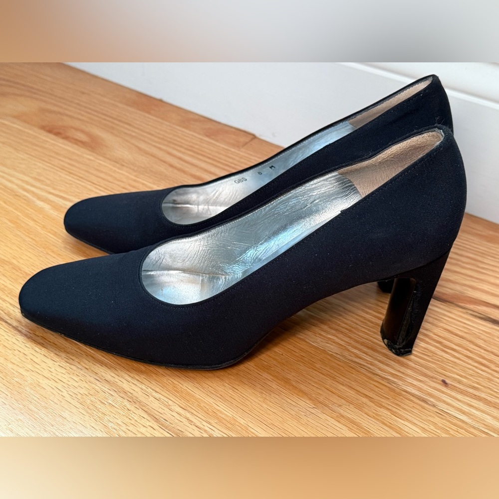 Shoes - Picture 5 of 5